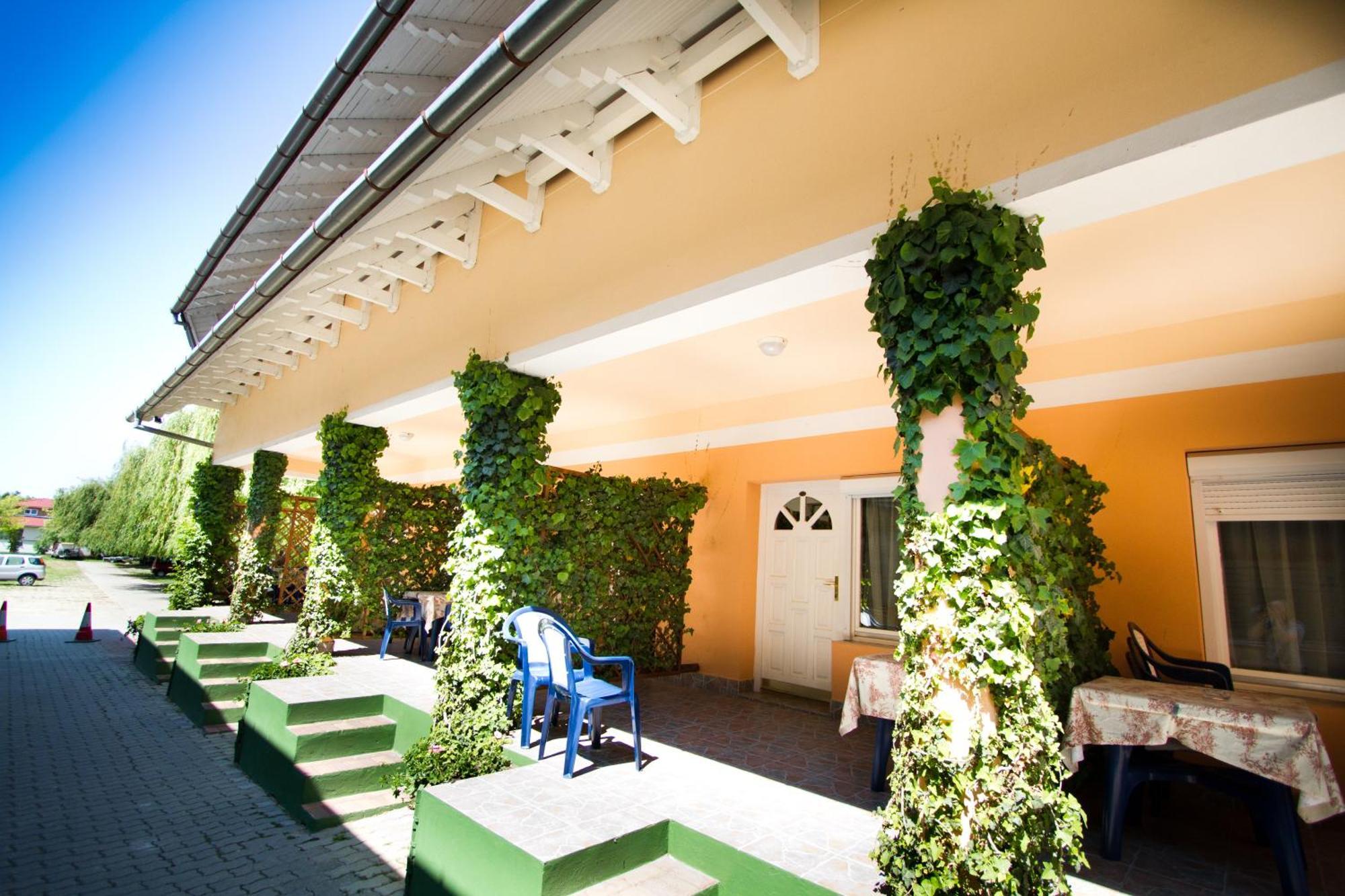 Piknik Wellness Hotel Siófok Exterior foto