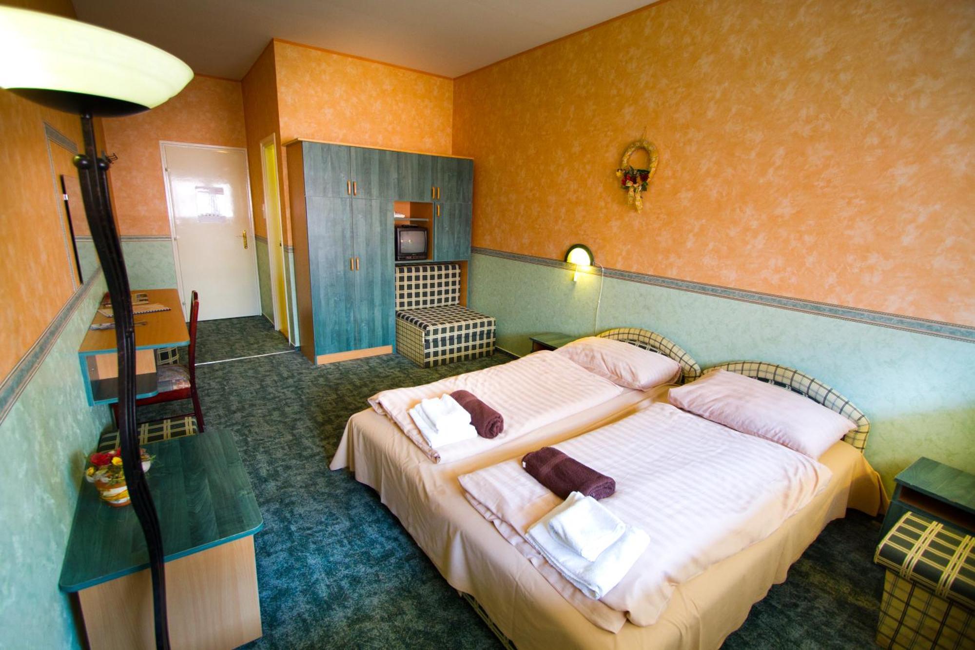 Piknik Wellness Hotel Siófok Exterior foto