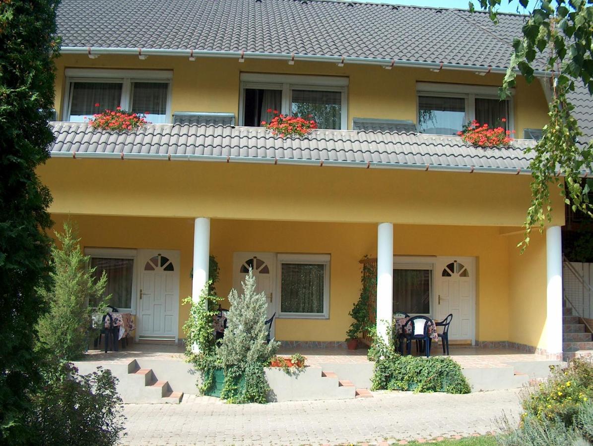 Piknik Wellness Hotel Siófok Exterior foto
